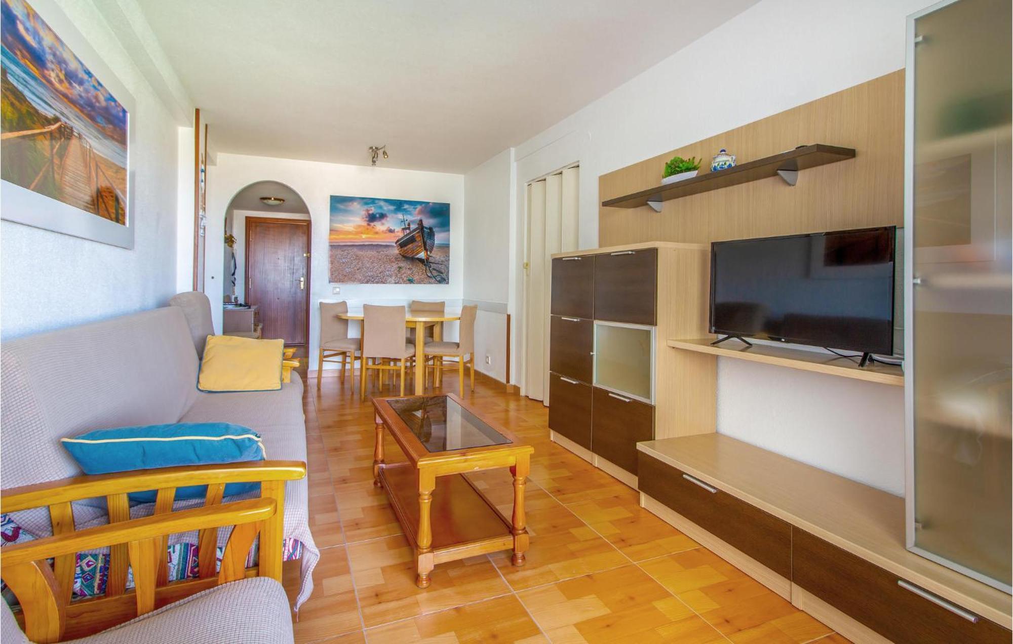 Stunning Apartment In Gandia With Kitchen Zewnętrze zdjęcie